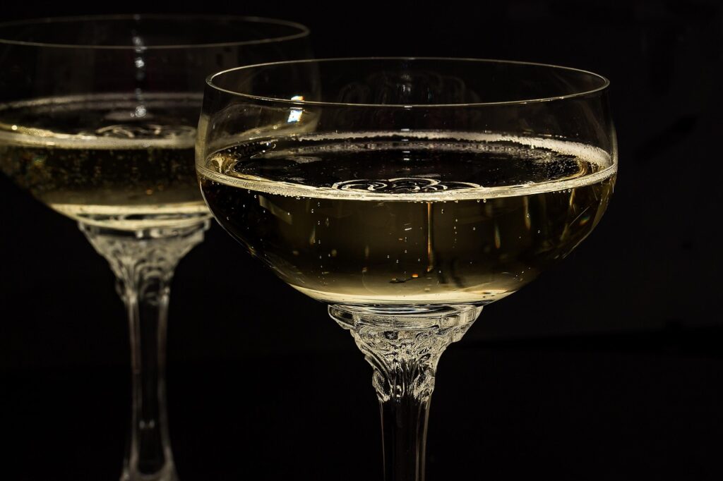 Welcome to Innpacked – Explore Our New Website & Features, champagne glasses, sparkling wine, glasses, drink, alcohol, champagne, sylvester, new year's eve, tingly, cute, wedding, new year, date of birth, new year's day, champagne, champagne, champagne, champagne, champagne, new year, new year